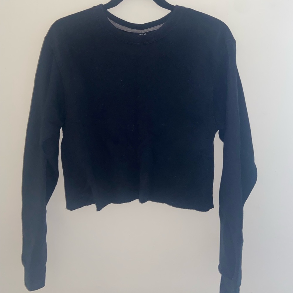 Womens black cropped crew neck (fits like medium)